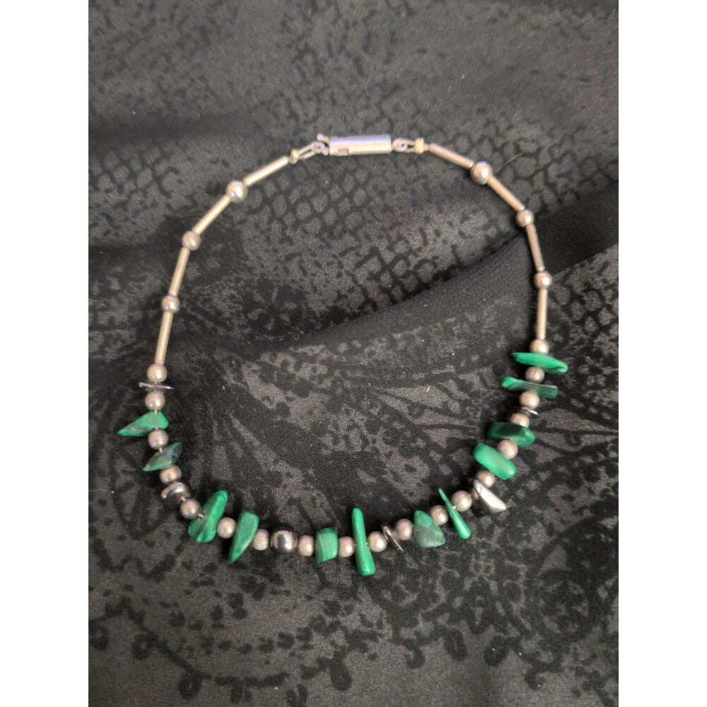 Vintage Native American Style  malachi Chips/ Bead Bracelet 9 Inches